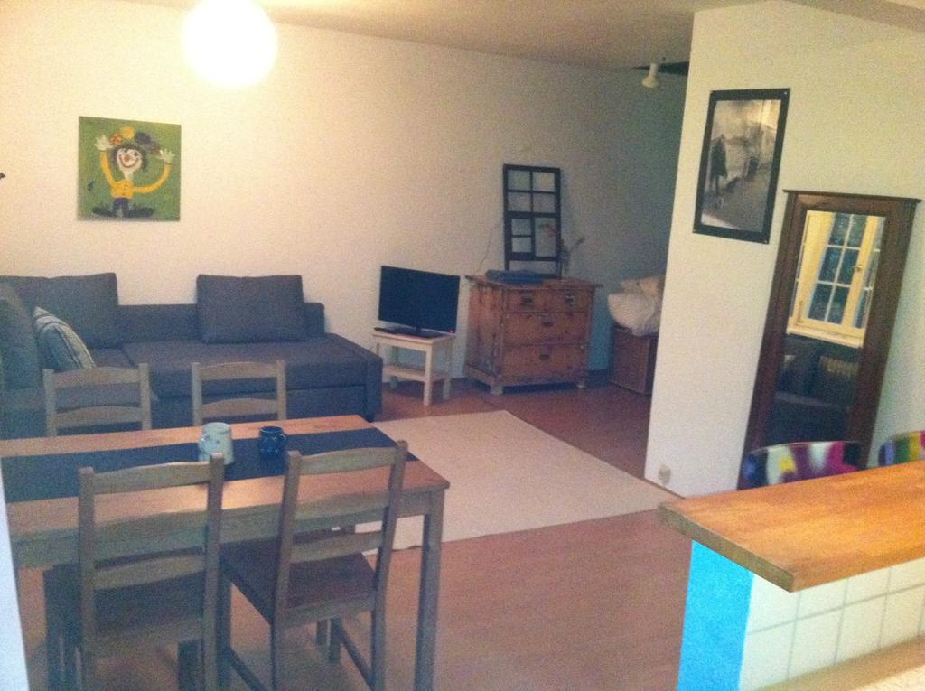 Ferienwohnung Freiburg Herdern Friburgo em Brisgóvia Quarto foto
